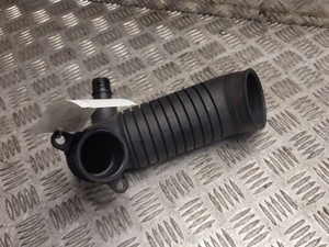 Volkswagen PASSAT B5.5 2002 Diesel Ansaugrohr Ansaugschlauch Turbolader DRA17189