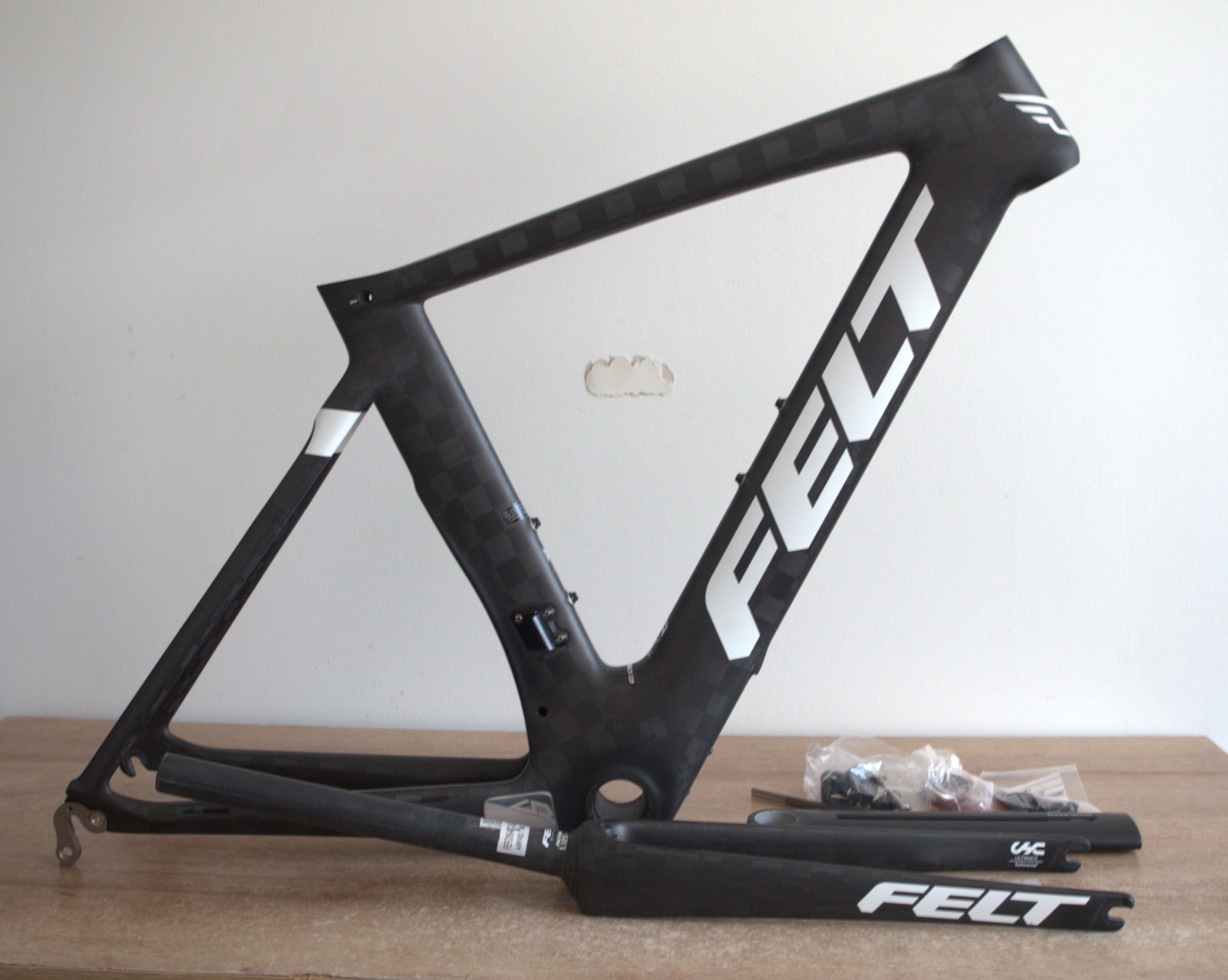NEW Felt AR FRD 2019 frameset size 48