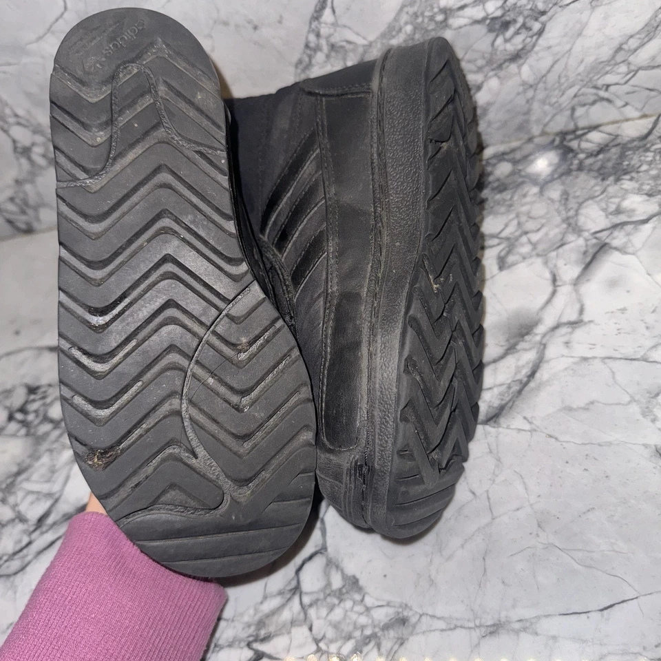 Botas de nieve Adidas Primaloft negras para niños 12K  Foto 3 de 4