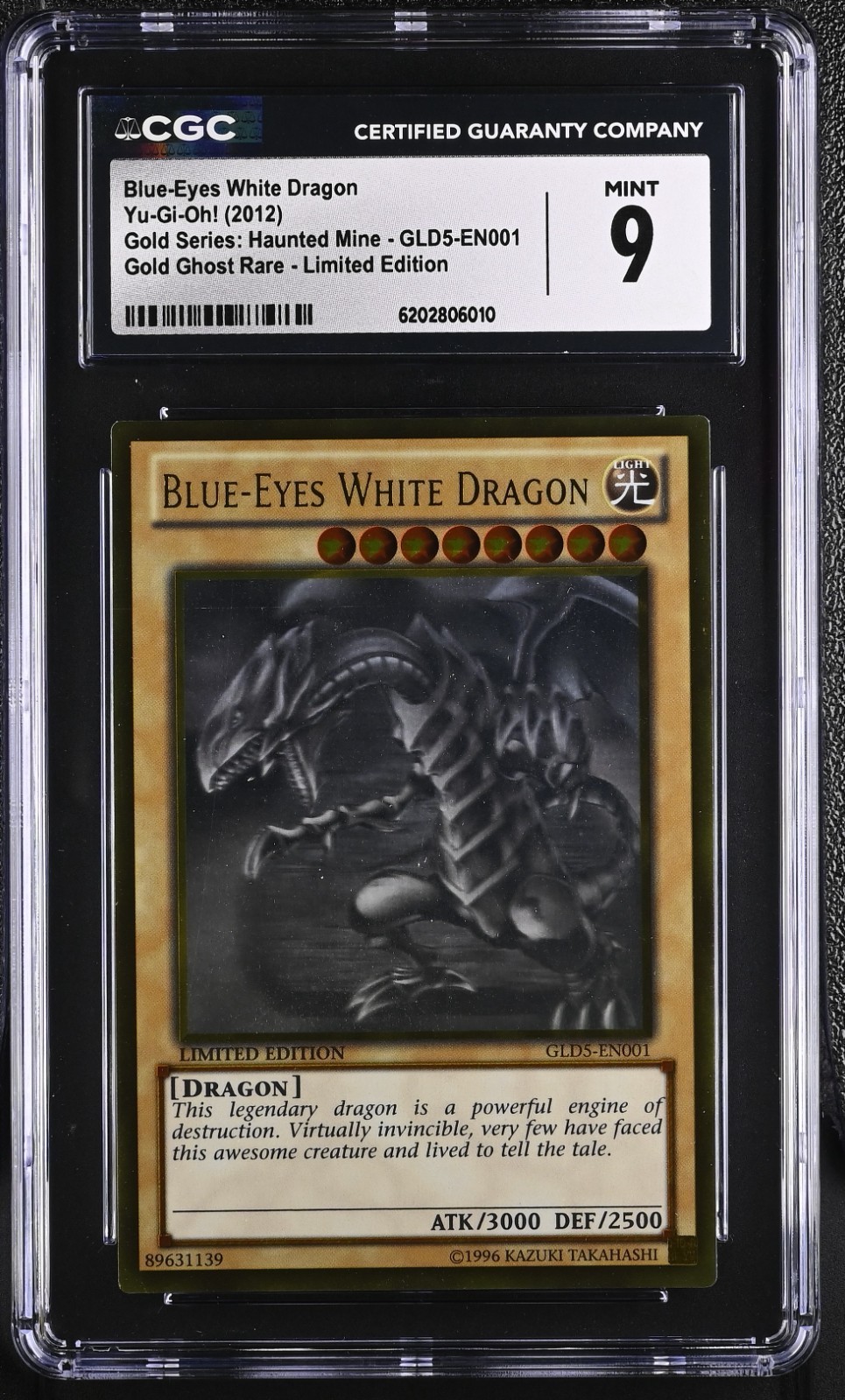 Yu-Gi-Oh Blue-Eyes White Dragon GLD5-EN001