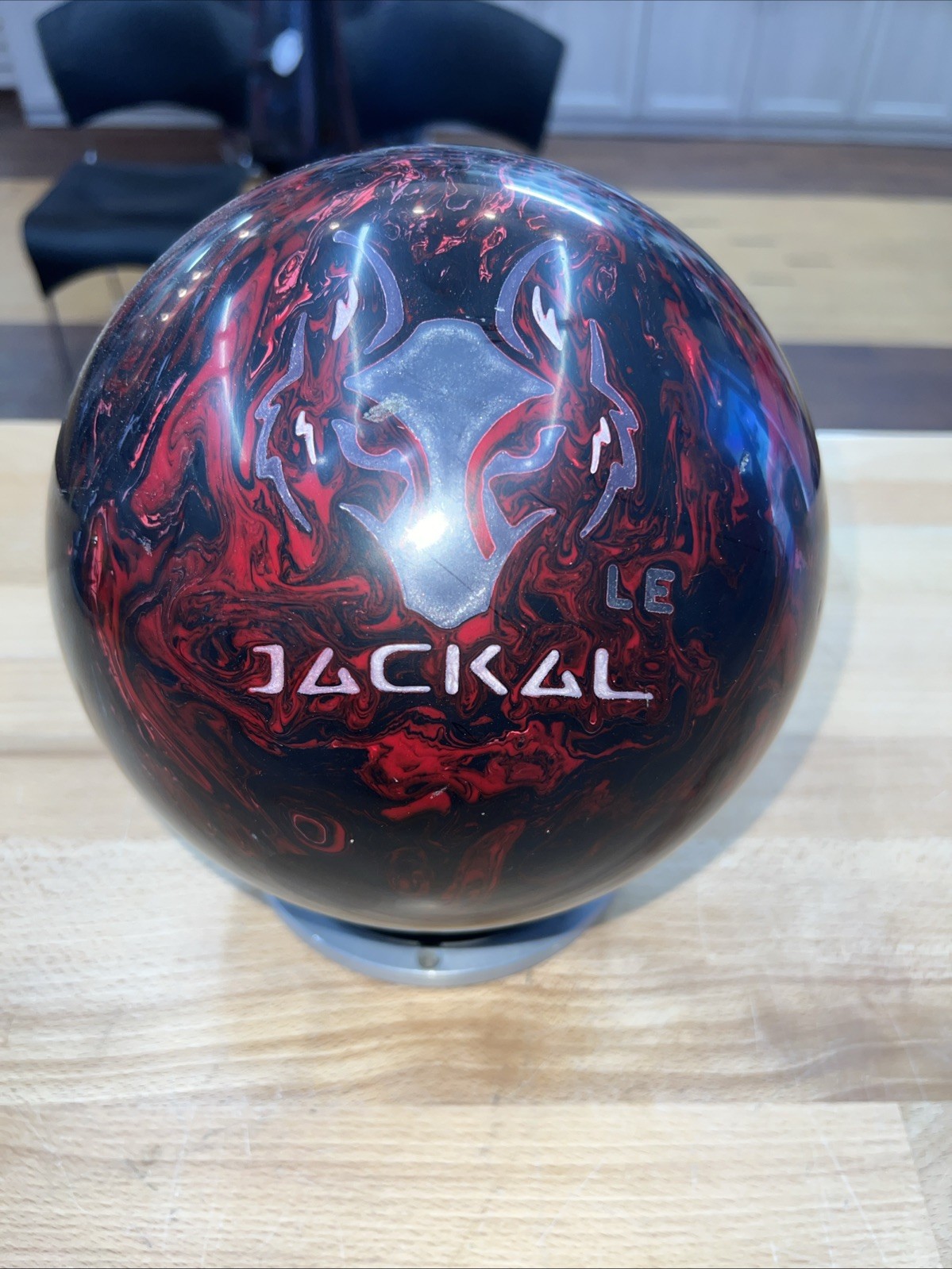 USED MOTIV JACKAL LE  16# Bowling Ball.  SINGLE DRILL.