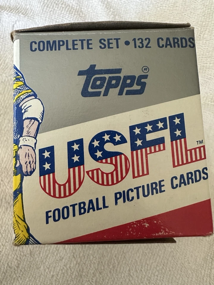 1985 Topps USFL Football Complete Box Set 132 Cards - Image 3 of 4