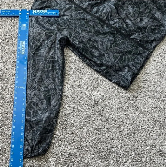 Resolution Women’s Gray Leaf Pattern Hooded Water… - image 8