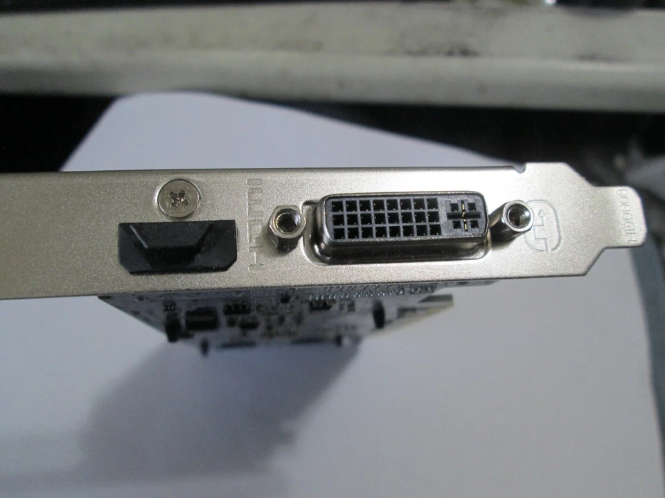 Gigabyte D33006,  V17047 DVI And HDMI  Video Card - Image 3 of 4