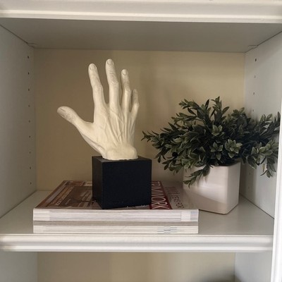 VTG 2006 TMS White Right Hand Sculpture Black Square Base Vitruvian Collection