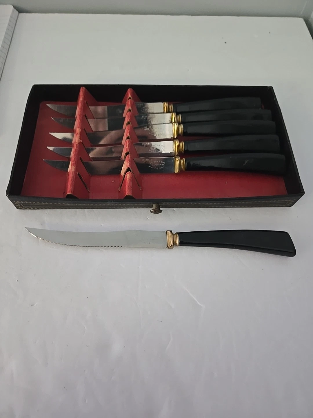 Bakelite 1950s E. Parker & Sons Sheffield England 6pc Stainless Steak Knife Set