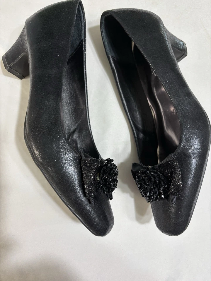 Pierre Dumas Black Shimmer Beaded Bow Top Heel Women’s 8.5 - Image 3 of 4