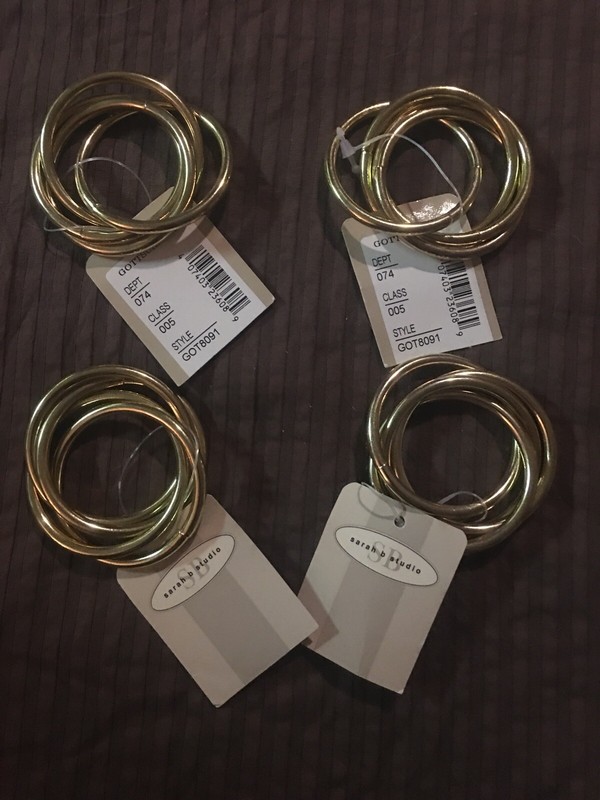 Napkin Rings Sarah B Studio Gold 4 Ring Holders Set Of 4 GOT8091 Gottschalks Dep