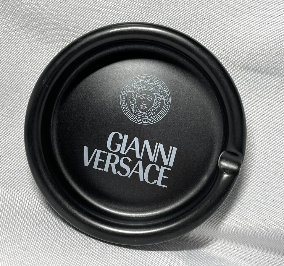 Auth Beautiful Versace Ashtray Medusa & Logo Black & White Pottery Gift - Image 4 of 4
