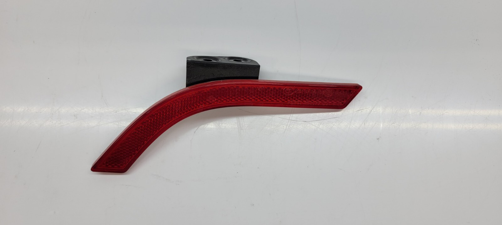 MCLAREN 650S REAR LEFT DRIVER BUMPER LIGHT OEM 11A8123CP