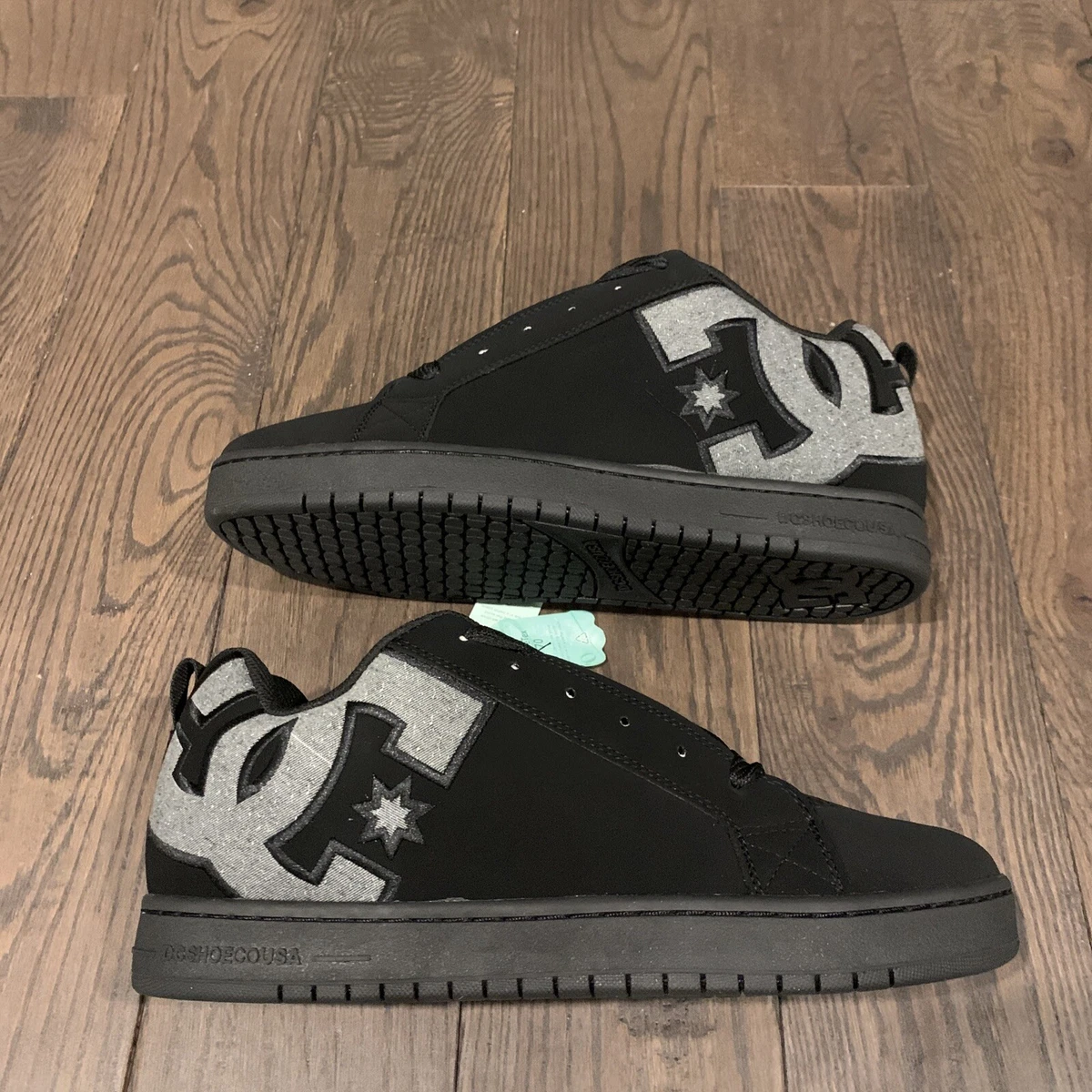 dc court graffik blue