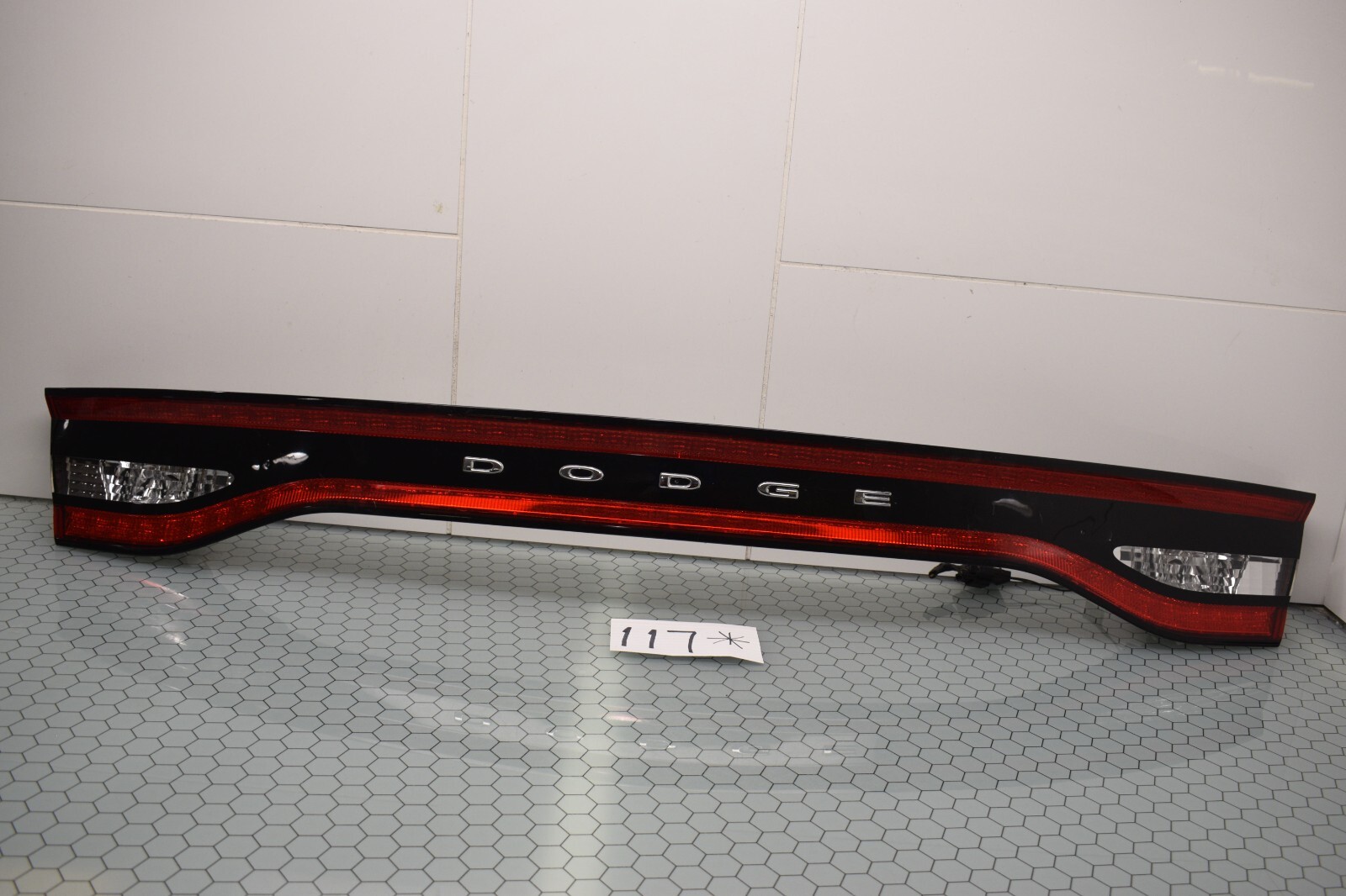 13 14 15 16 Dodge Dart Rear Used LED Trunk Center Lid #117