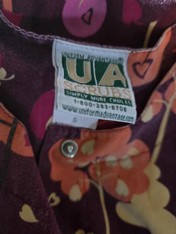 Chaqueta Exfoliante UA Talla S-Árboles de Otoño Vino/Naranja Pecho a Presión 22"/L 27.5" Foto 3 de 4