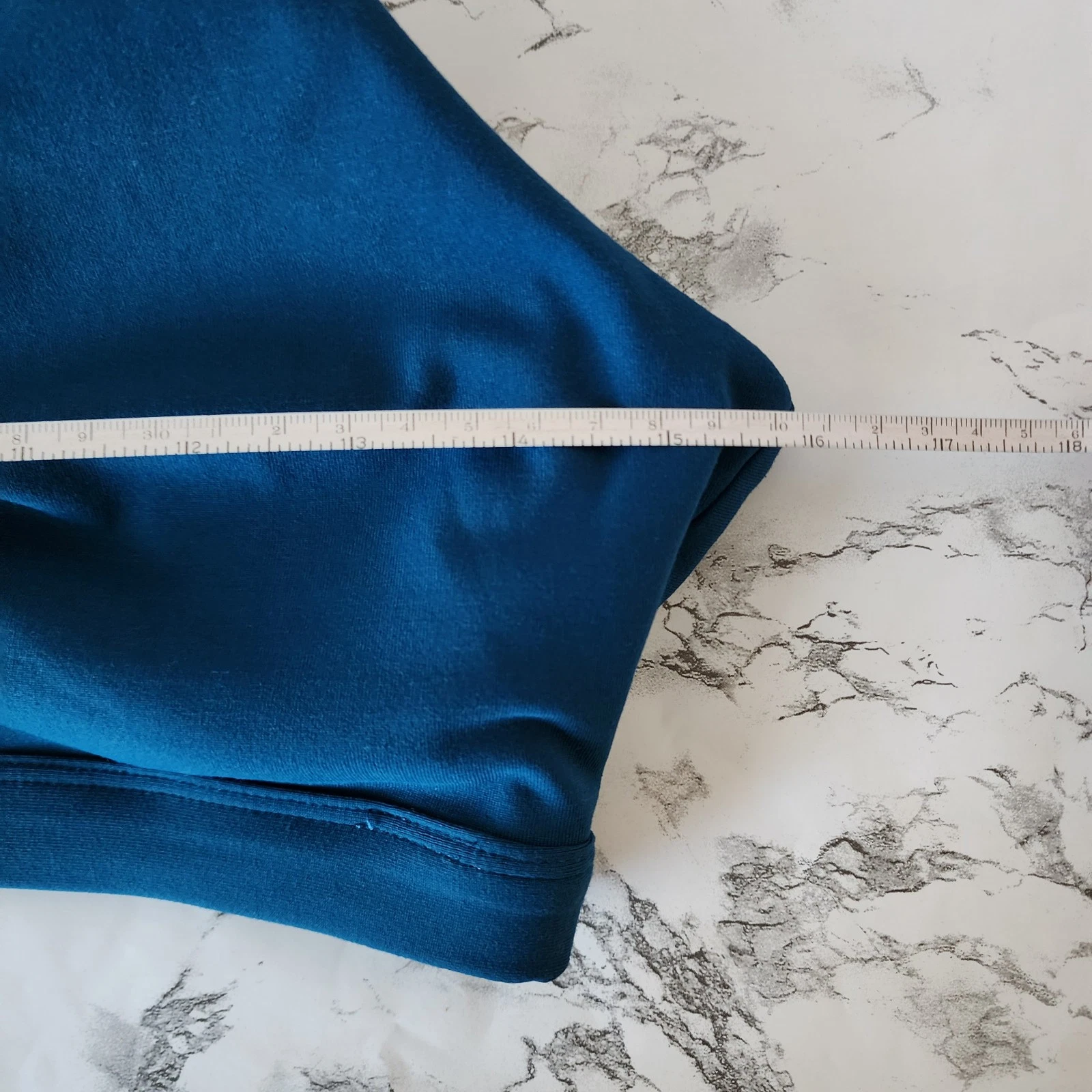 fabletics solid twist front cross back removeable cups tank-bra