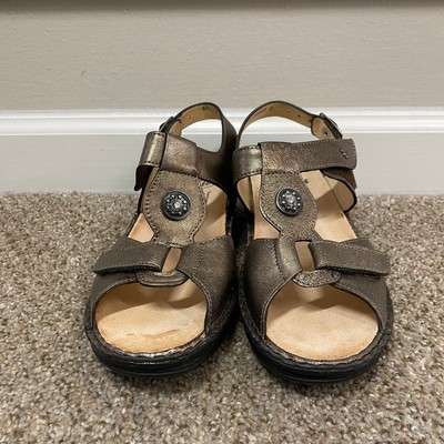 Finn Comfort Sandals Womens 7W Adana Gold Germany Summer