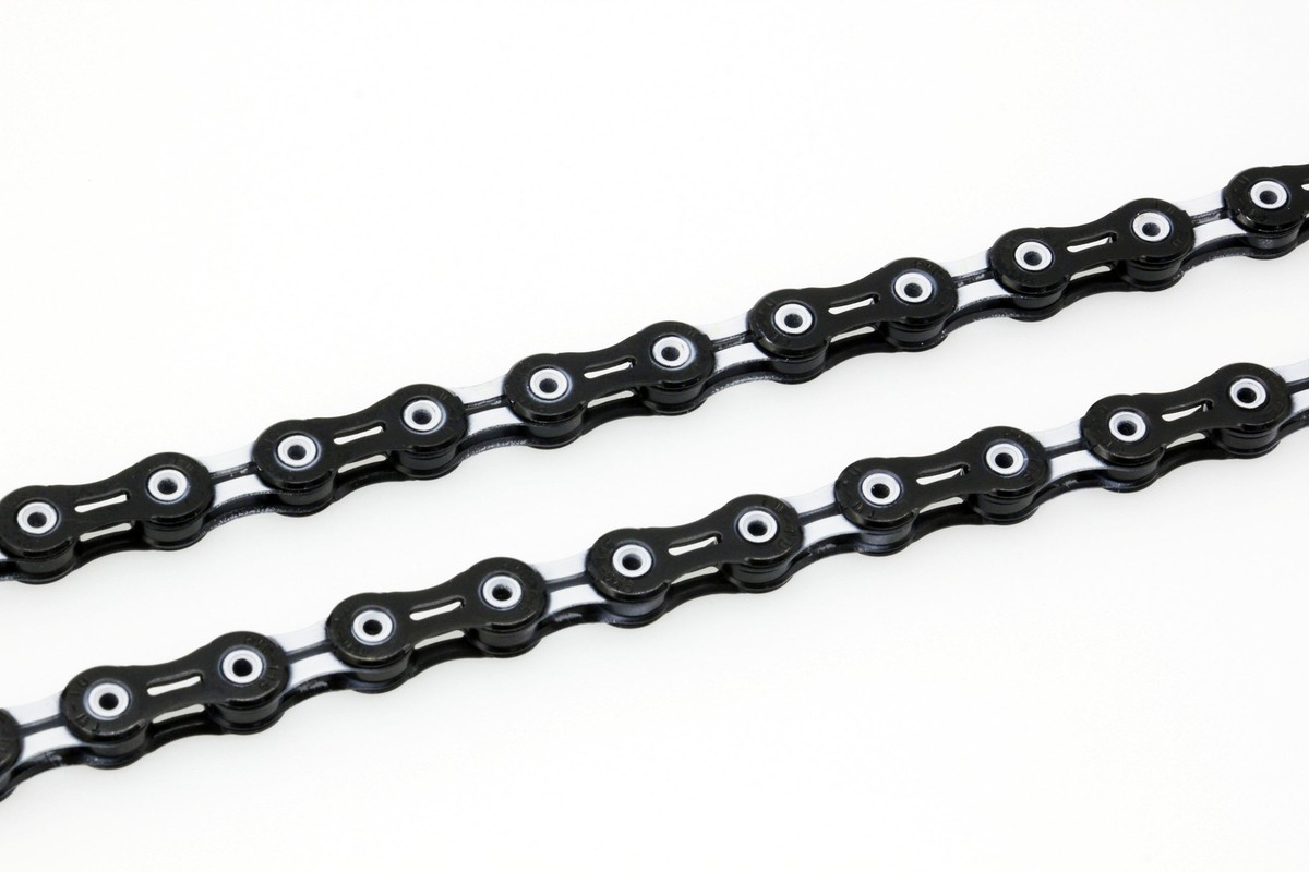 PYC DLC 11 Bicycle Bike Chains for 11-Speed Shimano/Campy use in Black&White