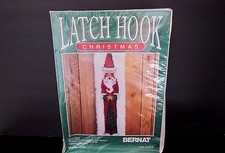 Bernat Pencil Santa Christmas Latch Hook Kit Wall Hanging 10"x33" 95-4986-00 NEW