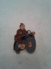 Pin's TINTIN  (publicitaire pins ML haddock milou tournesol hergé dupond corner)
