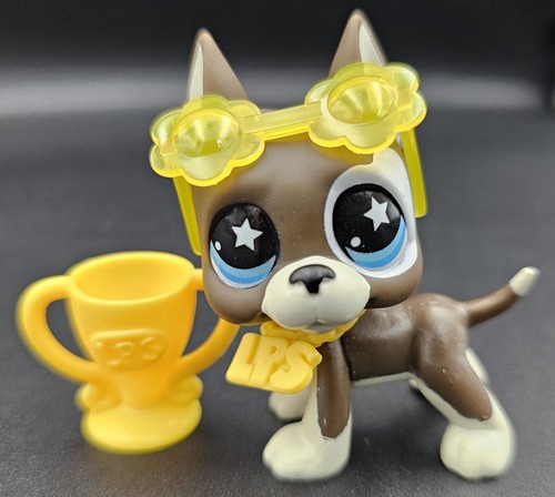 Littlest Pet Shop G7 #170 Brown Tan Great Dane Dog Blue Star Eyes LPS