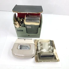 Vintage Ronson 260 Electric Razor with Original Case and Brush TESTED WORKING