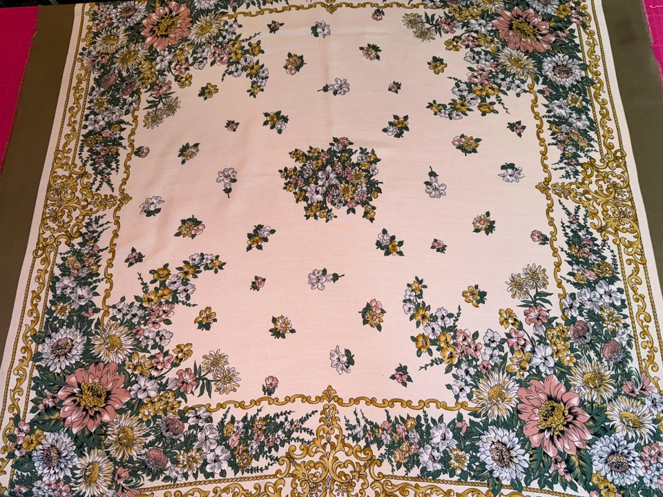 Châle vintage en laine mélangée , fleurs, 110 cm x 110 cm - Photo 2/4