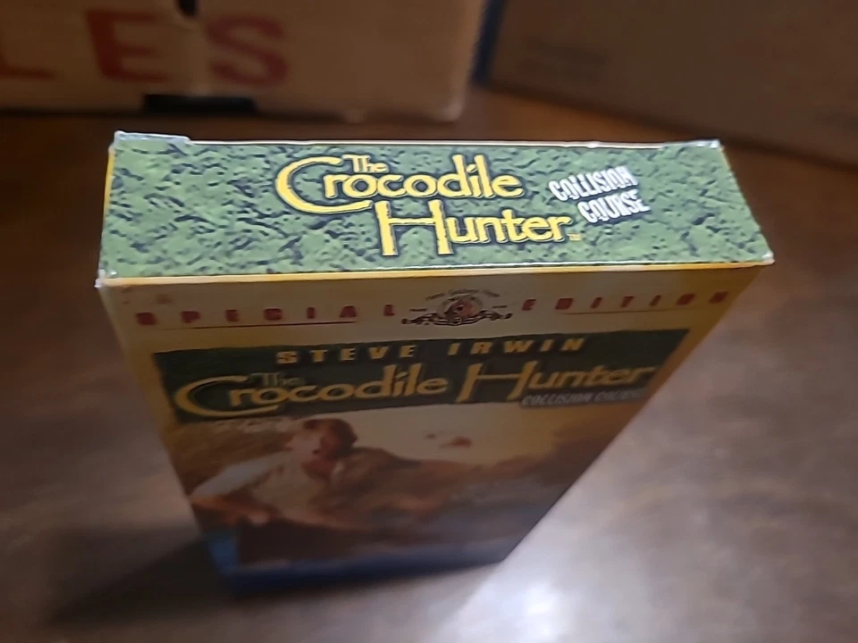 The Crocodile Hunter: Collision Course (VHS, 2002) - Image 4 of 4