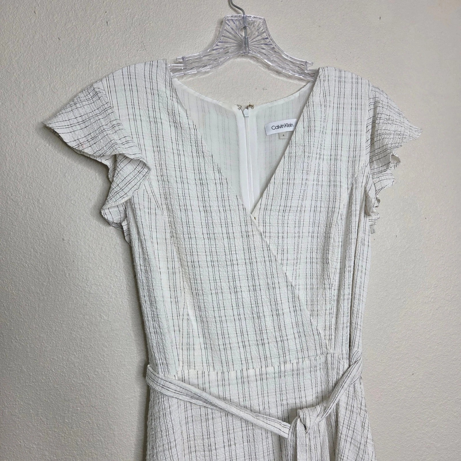 OFF WHITE Abito midi Calvin Klein avvolgente finto volant a righe con cintura bianco sporco a quadri taglia 4