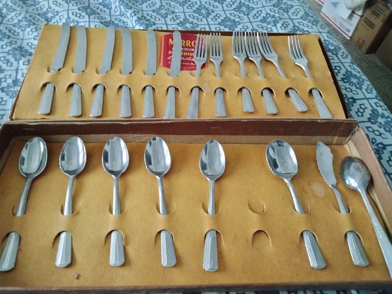  VINT. CHILD'S "ALUMINUM "PLAYTHINGS LIKE MOTHERS " Flatware Orig. Box..