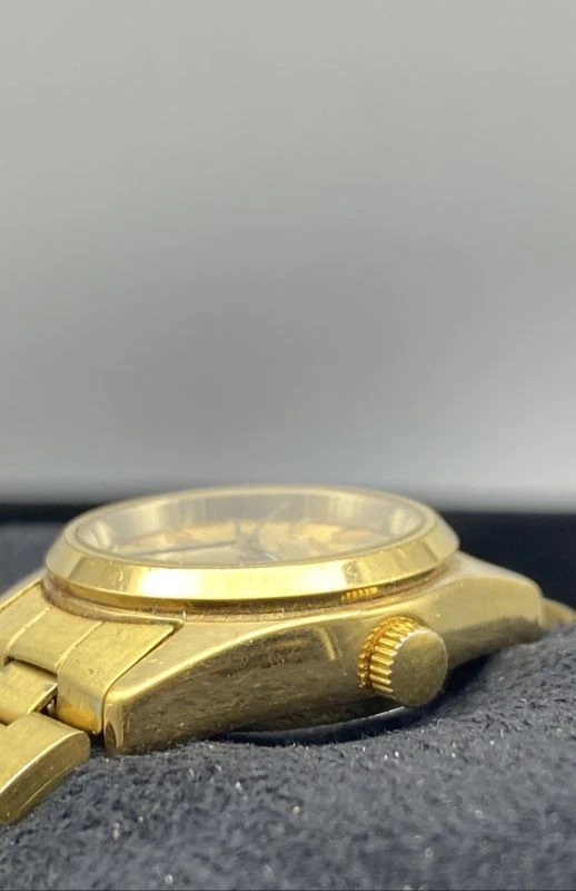 Reloj Mujer Seiko Automático 5 Días Fecha 22mm Tono Dorado Caja Acero Inoxidable Foto 4 de 4