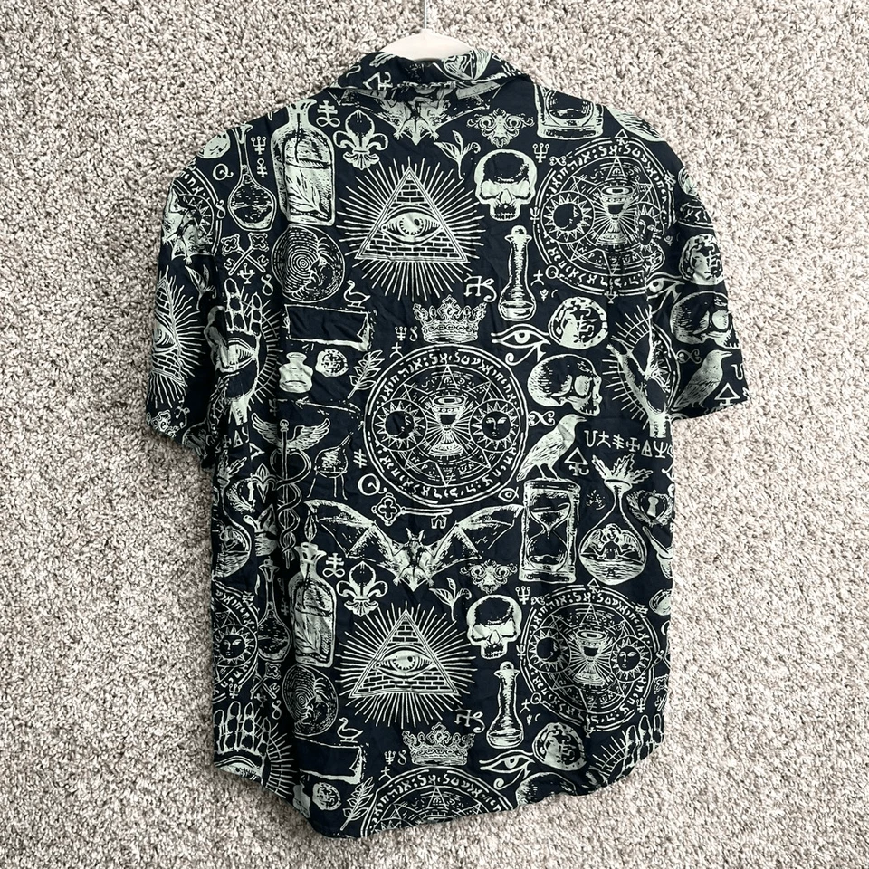 Hot Topic Shirt Men’s S Cosmic Tarot Occult All Over Print Black Short Sleeve - Image 4 of 4