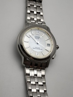 CITIZEN EXCEED Radio Solar Titanium Watch White Pearl Dial Used
