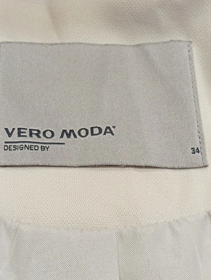 VERO MODA Blazer corto Mujeres Blazer Talla EU 34 blanco puro look casual - Imagen 4 de 4