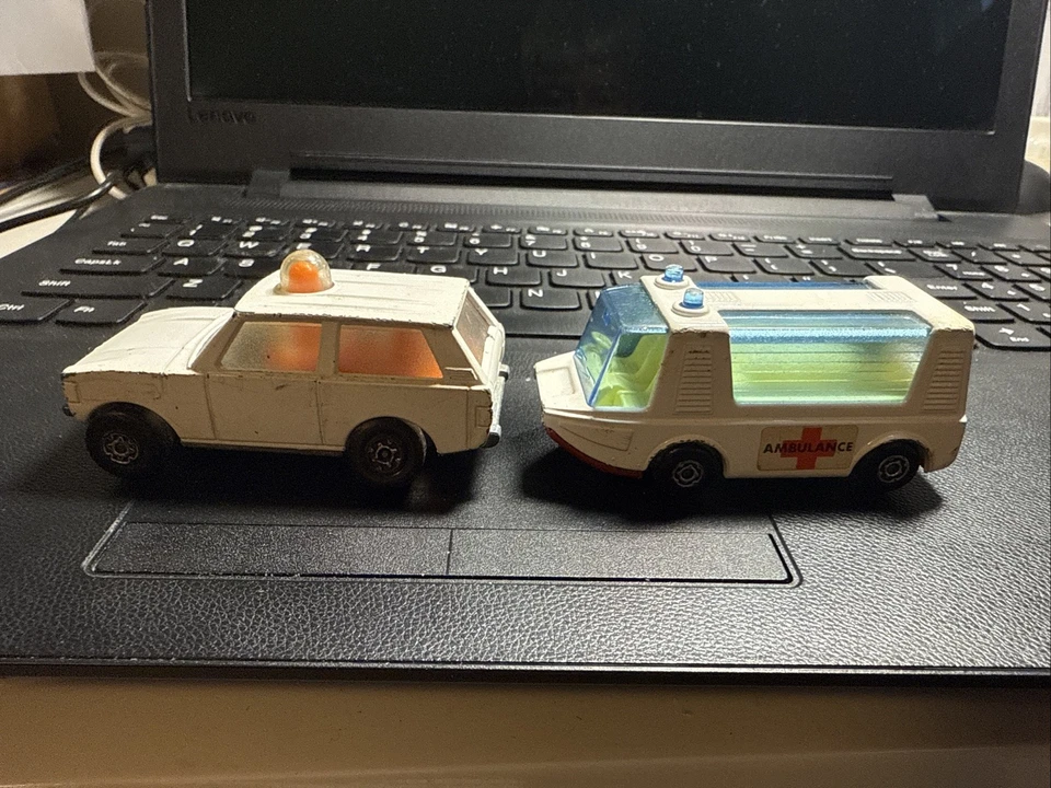 MATCHBOX SUPERFAST #46 STRETCHA FETCHA AMBULANCE & Rolomatics # 20 Police Patrol - Image 4 of 4