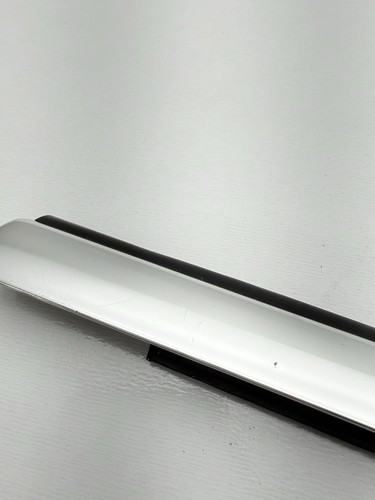2009 2010 2011 2012 AUDI A4 S4 - RIGHT REAR CHROME DOOR TRIM OEM 8K0853764F - Picture 3 of 5