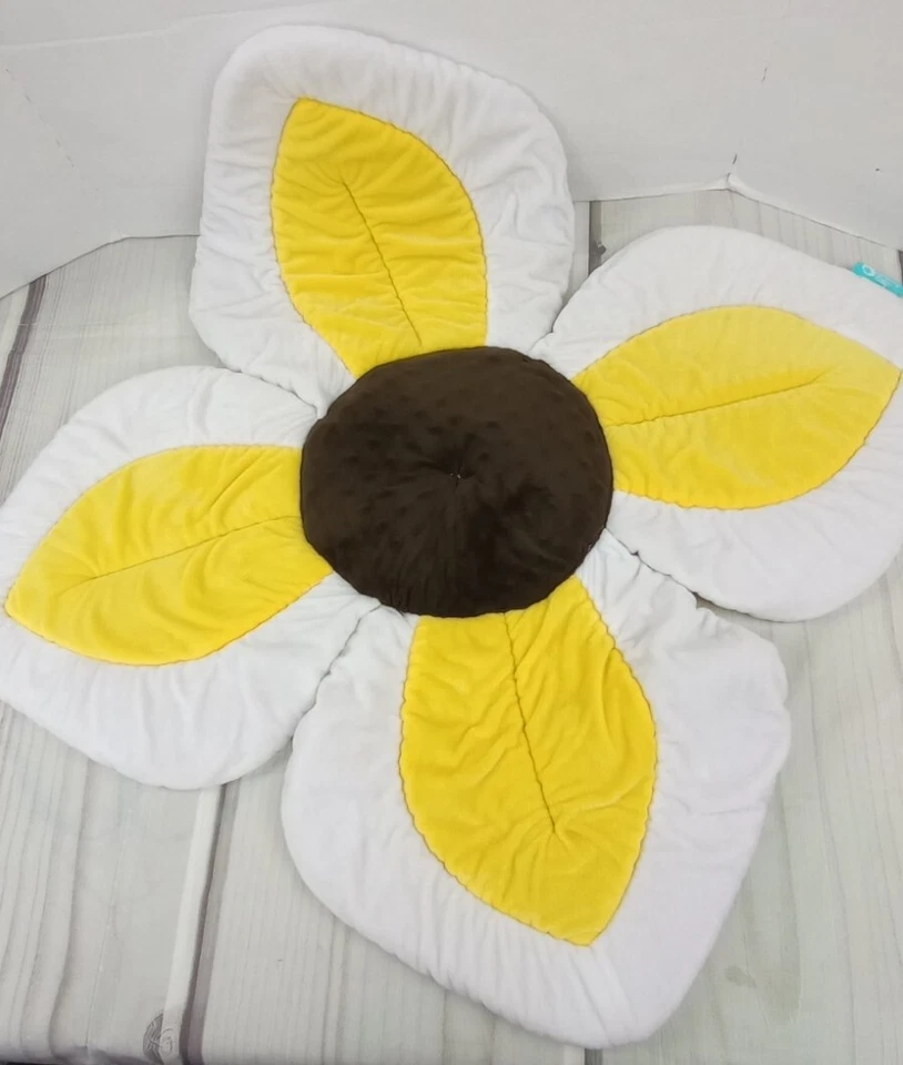 Alfombra de baño para fregadero de bebé Blooming Lotus 33" girasol 4 pétalos blanco amarillo marrón usada en excelente estado Foto 3 de 4