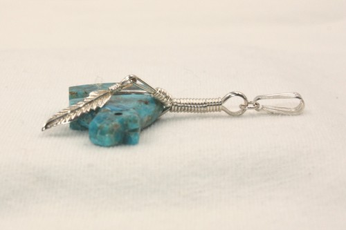 Native American Hand Carved Turquoise Bear & Sterling Silver Feather Pendant - Picture 4 of 6