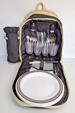 Picnic backpack for 4 With cooler and wine cooler combined.