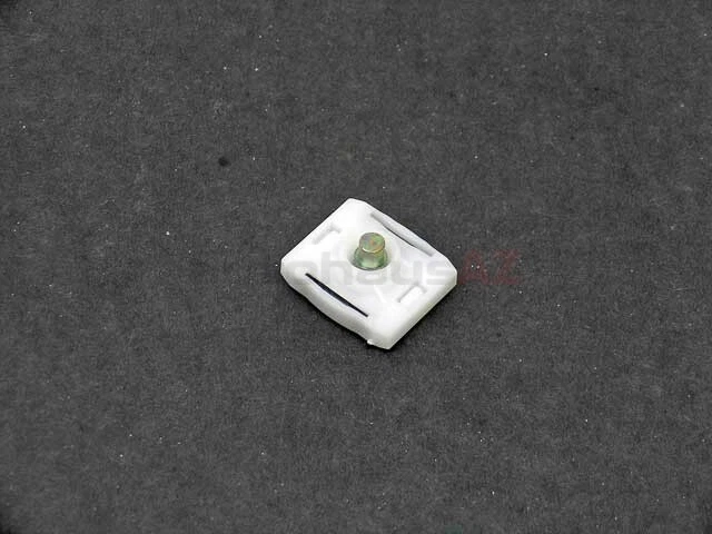 1 Mercedes Benz 300SD 380SEL 380SEC 190D 190E Sliding Jaw Window Regulator Clip - Image 2 of 2
