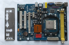 ASRock N68PV-GS, AM2/AM2+, AMD Motherboard + AMD Athlon 64 X2 5200+ CPU