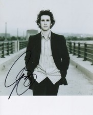 Josh Groban Autogramm signed 20x25 cm Bild s/w
