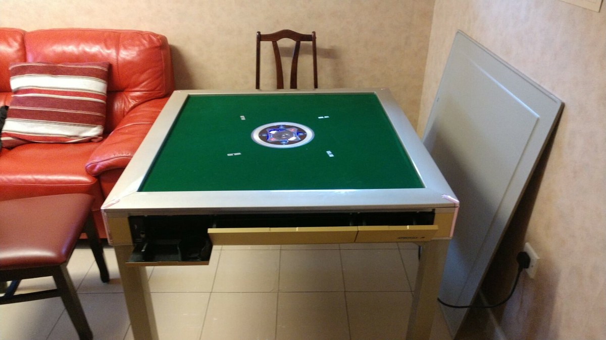 Automatic Mahjong Table 電動麻雀枱(過山車免推牌) | eBay UK