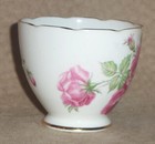 Clarence Bone China English teacup footed  Pink Roses w/Gold trim Scalloped Edge — photo 2