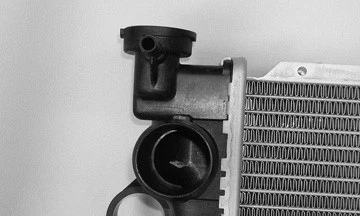 Radiador para 03-08 Toyota 4Runner 4.7L V8 automático doble fila 16400-50300 Foto 3 de 4