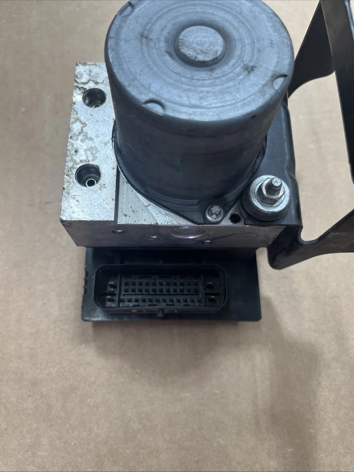 GMC Acadia Chevy Traverse 2008-2011 ABS conjunto de frenos antibloqueo OEM Foto 4 de 4