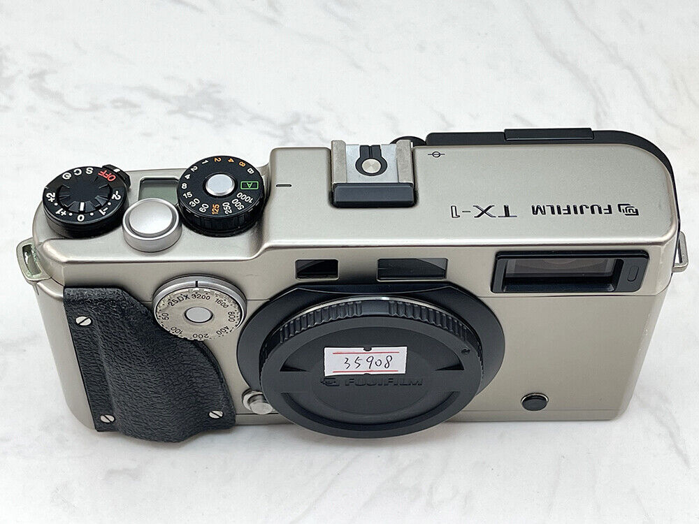 Ex+ Fujifilm TX-1 Camera +45mm f/4, 90mm f/4, 30mm f/5.6 Kit