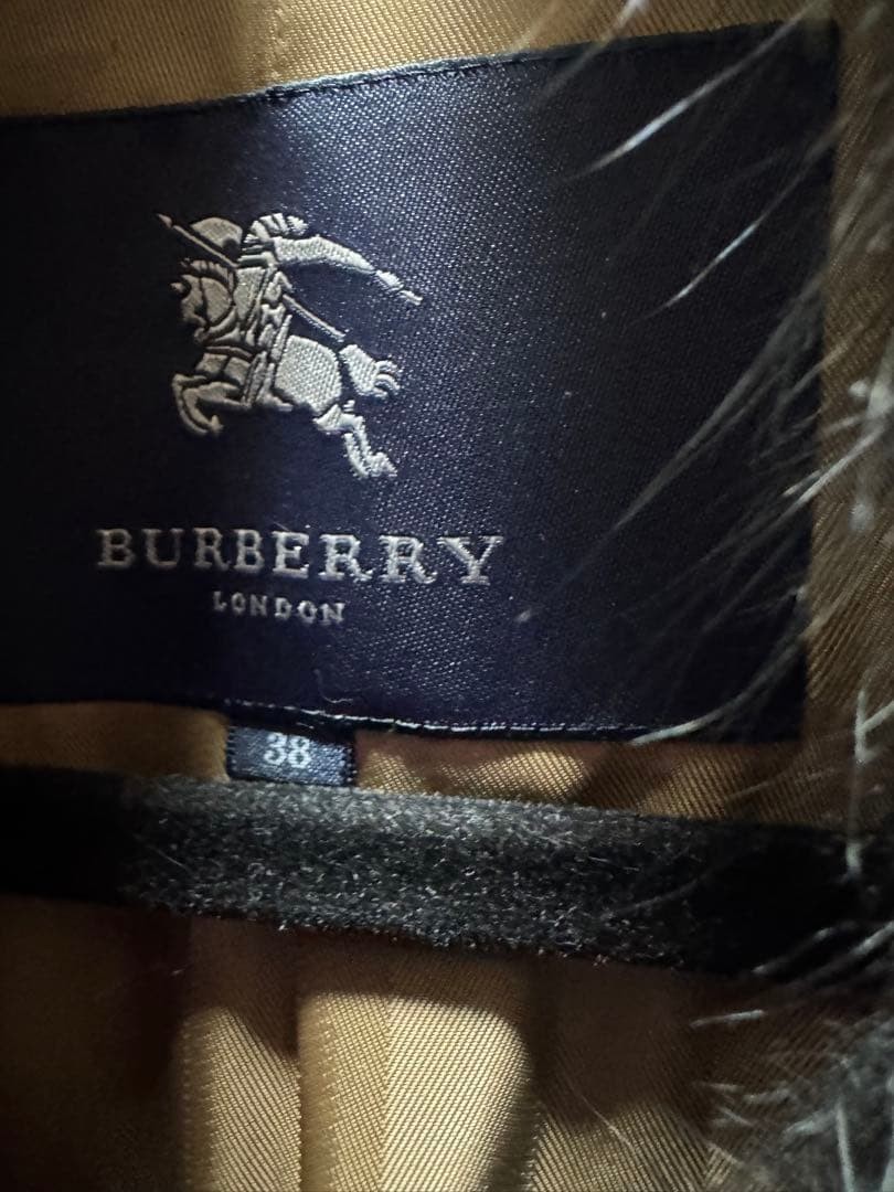 Burberry London Fur Coat Beige With Buttons Size 38 For Women thumbnail 14