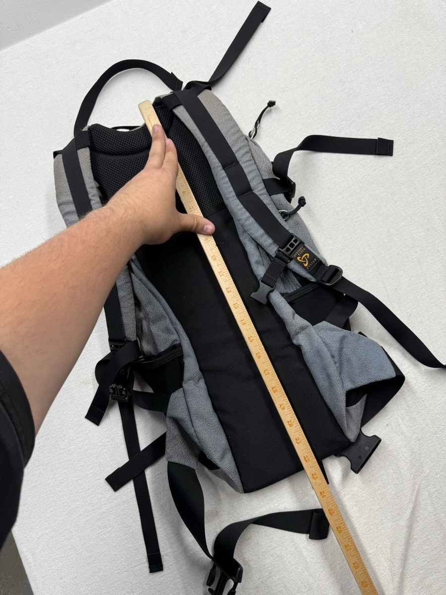 Vintage 2001 Mystery Ranch The Works Snowzen Backpack CLEAN