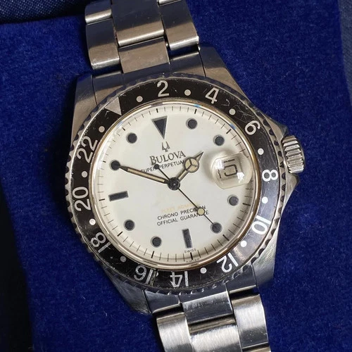 Rare Bulova Super Perpetual Date Automatic White Dial 1990s Swiss Watch Vintage