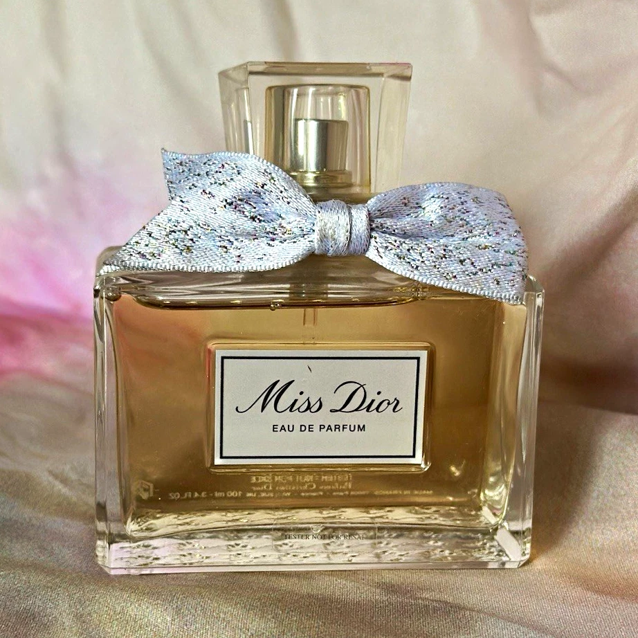 Miss Dior Eau de Parfum 2017年　激レア Miss Dior Eau de Parfum 2017年 激レア Miss Dior Eau de Parfum
