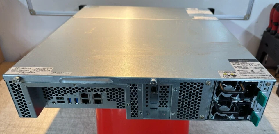 QNAP TS-863XU-RP 8 Bay NAS Rack Unit Server - Image 4 of 4